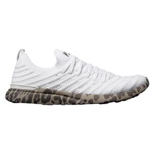APL - Techloom Wave White / Asteroid / Leopard Shoes! Women’s Size 8 - BRAND NEW